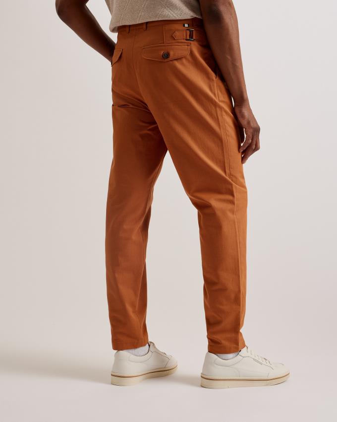 Pantalon Ted Baker Tapered Fit Pleated Cotton Marron Homme | OCA-89354522